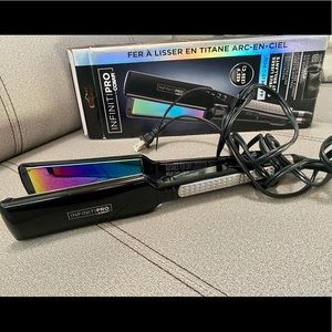 Brand new Infiniti Pro Rainbow Titanium Flat Iron, hair straightener